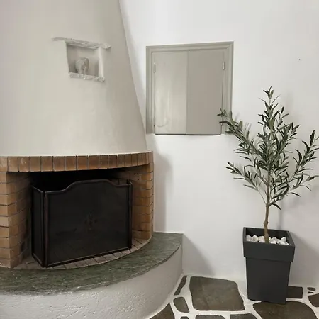 Lithari Traditional Άγιος Σώστης