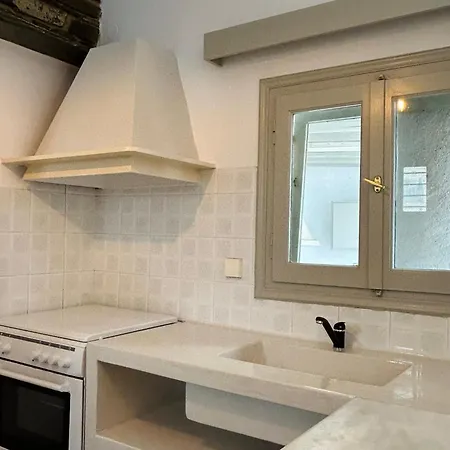 Lithari Traditional Apartament